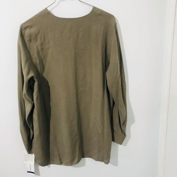 Alfred Dunner army green 100% silk long sleeve blouse.   A320￼ - Picture 4 of 6